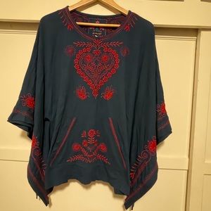 ❤️Johnny Was Floral Embroidered Poncho
